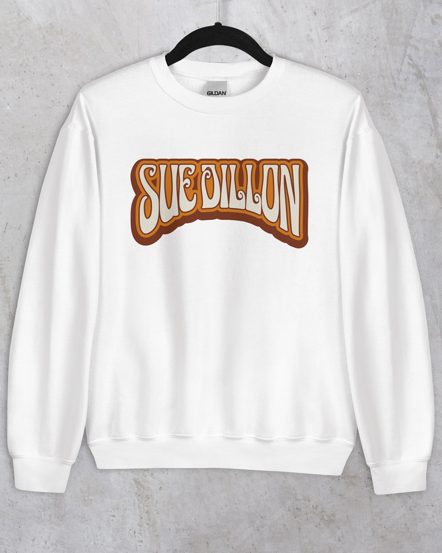 Sue Script Crewneck – The Comedy Outlet